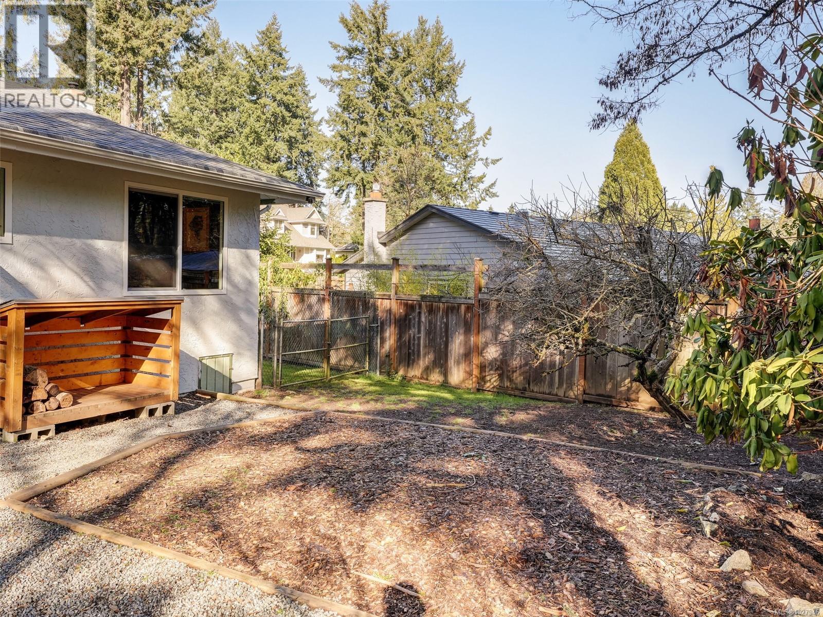  6740 Amwell Drive, Central Saanich
