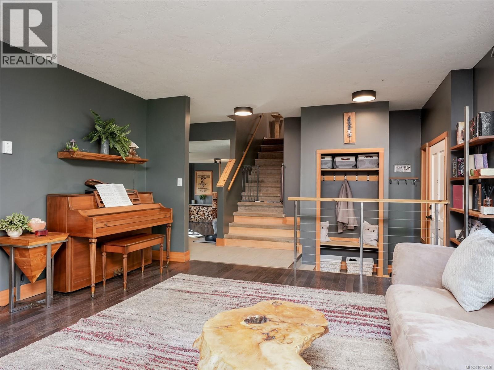  6740 Amwell Drive, Central Saanich