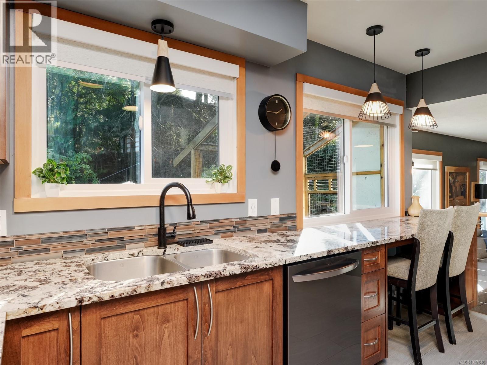  6740 Amwell Drive, Central Saanich