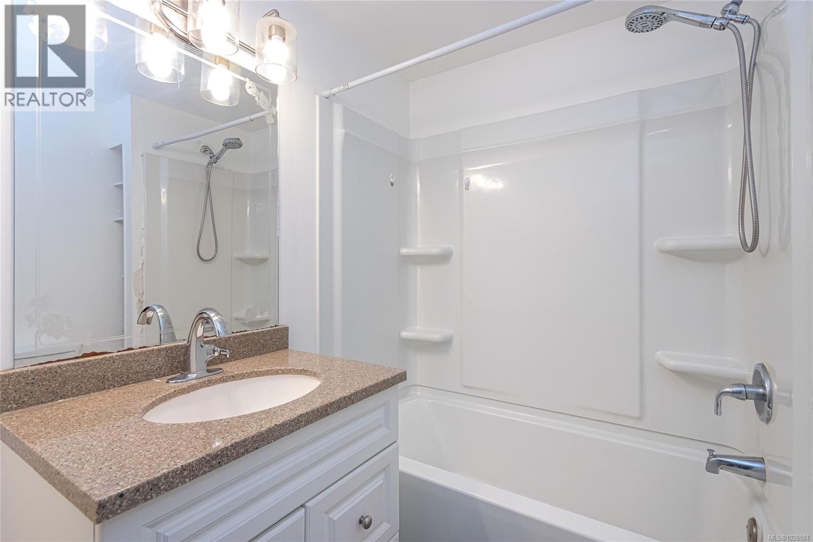  375 Kislingbury Lane, View Royal