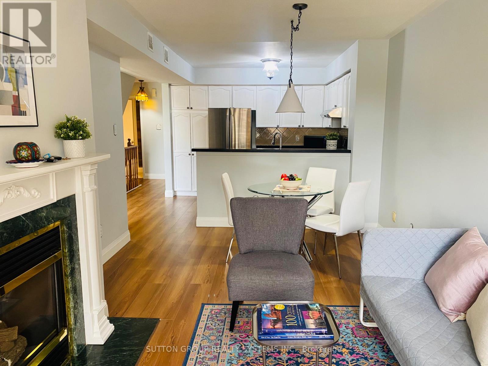 #255 60 BARONDALE DRIVE - 2