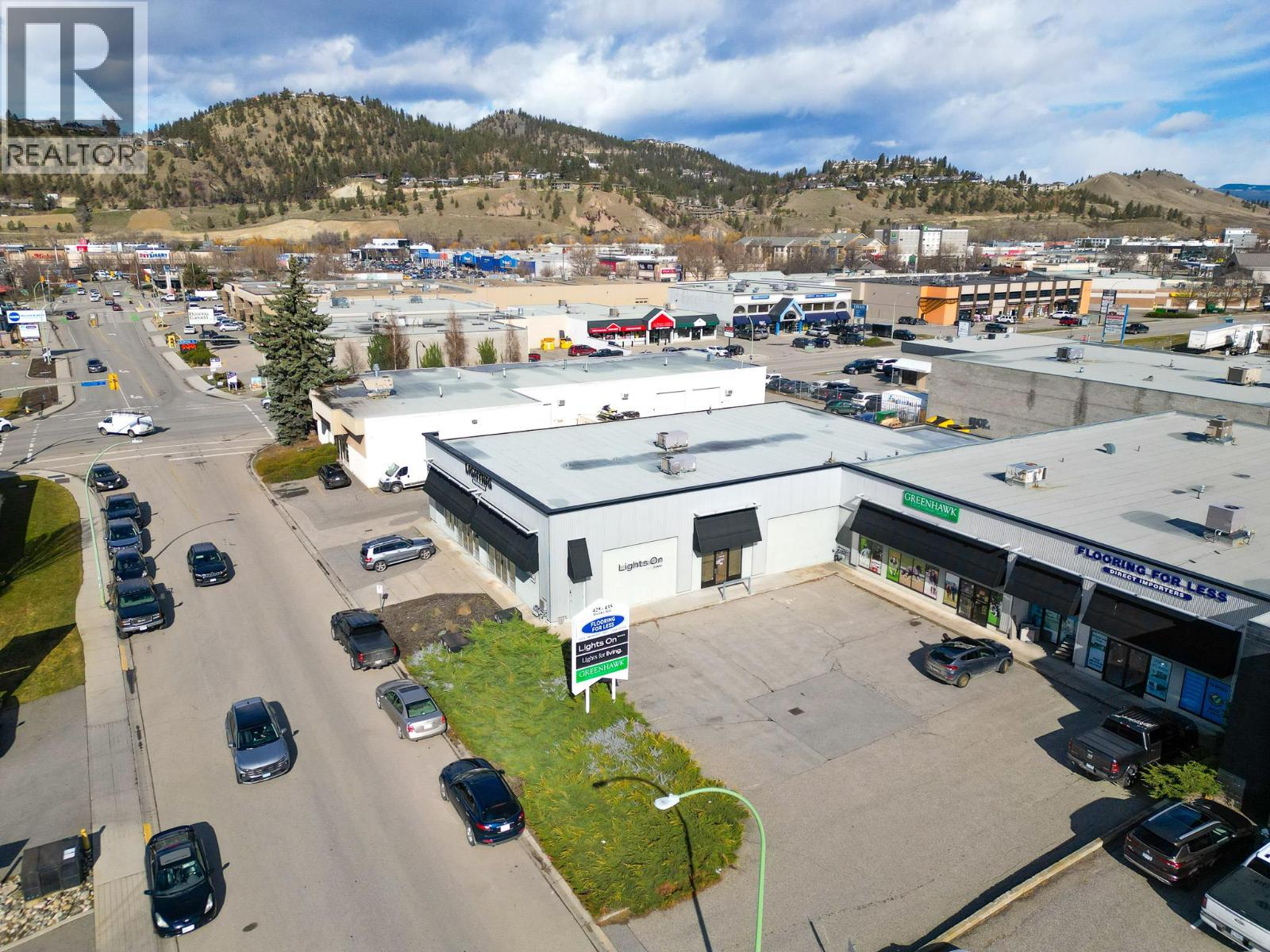 425 & 427 Banks Road, Kelowna