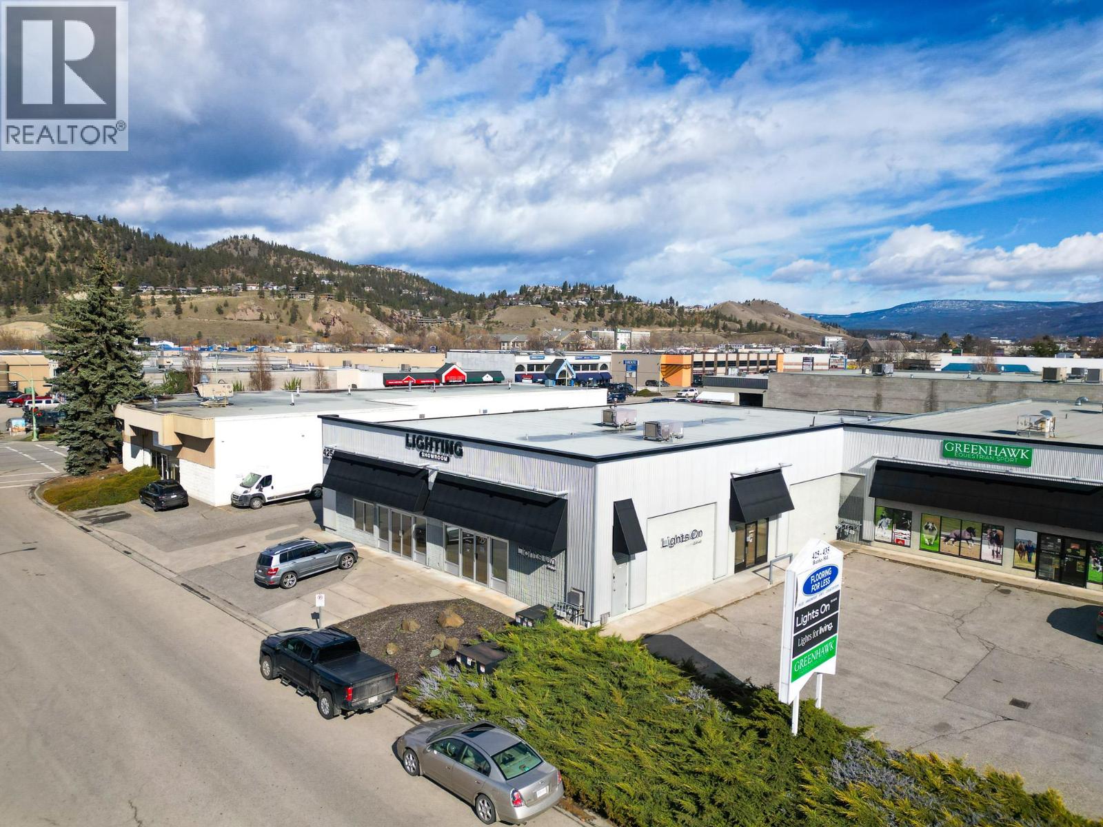425 Banks Road, Kelowna