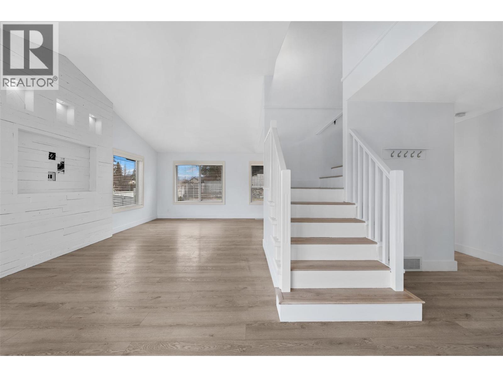 5095 Windsong Crescent, Kelowna