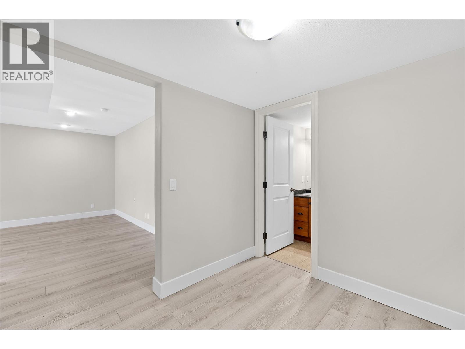 5095 Windsong Crescent, Kelowna