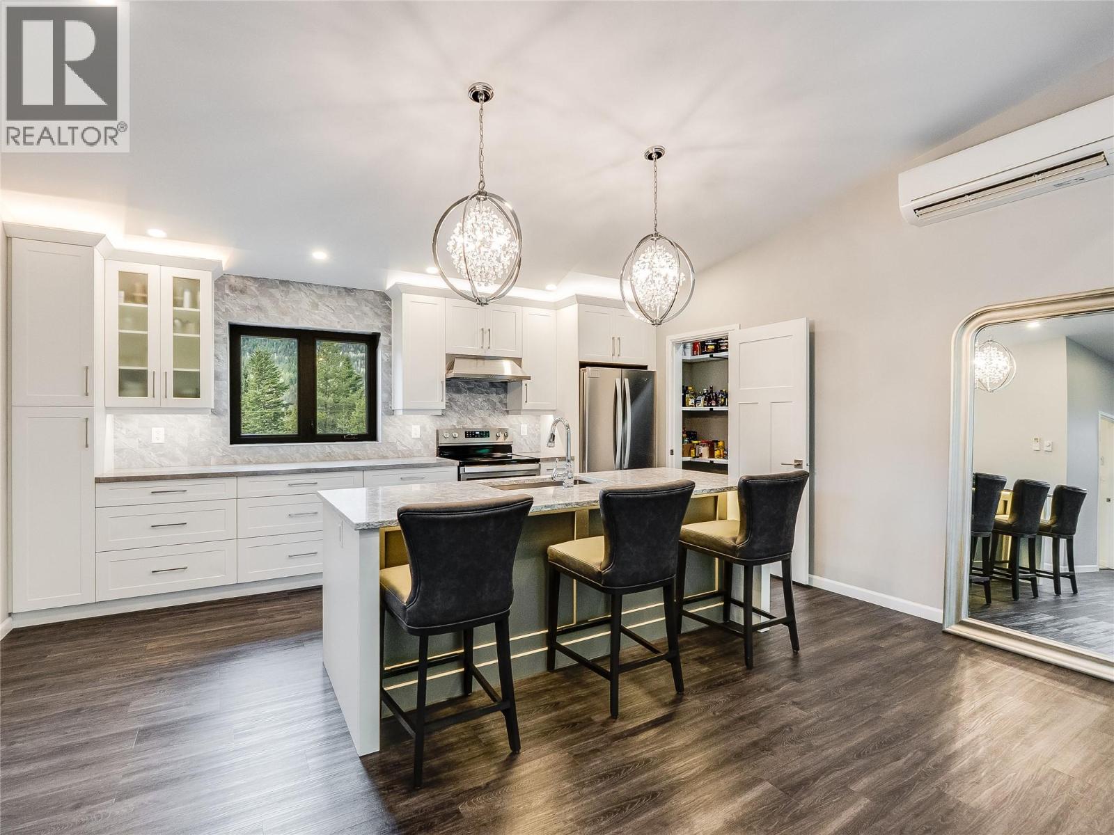 1959 SANDY Road, Pass Creek