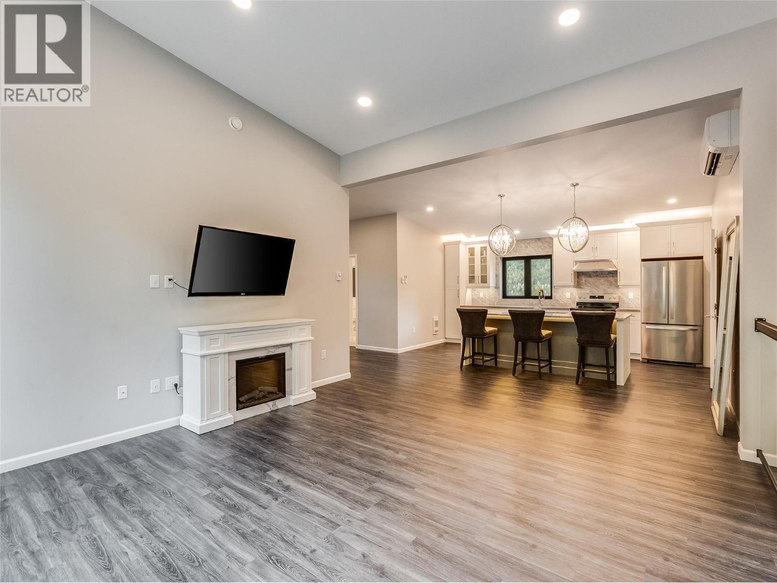 1959 SANDY Road, Pass Creek