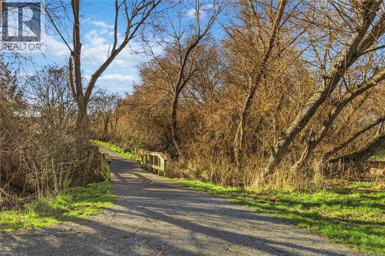 #B 3002 CEDAR HILL RD - 61