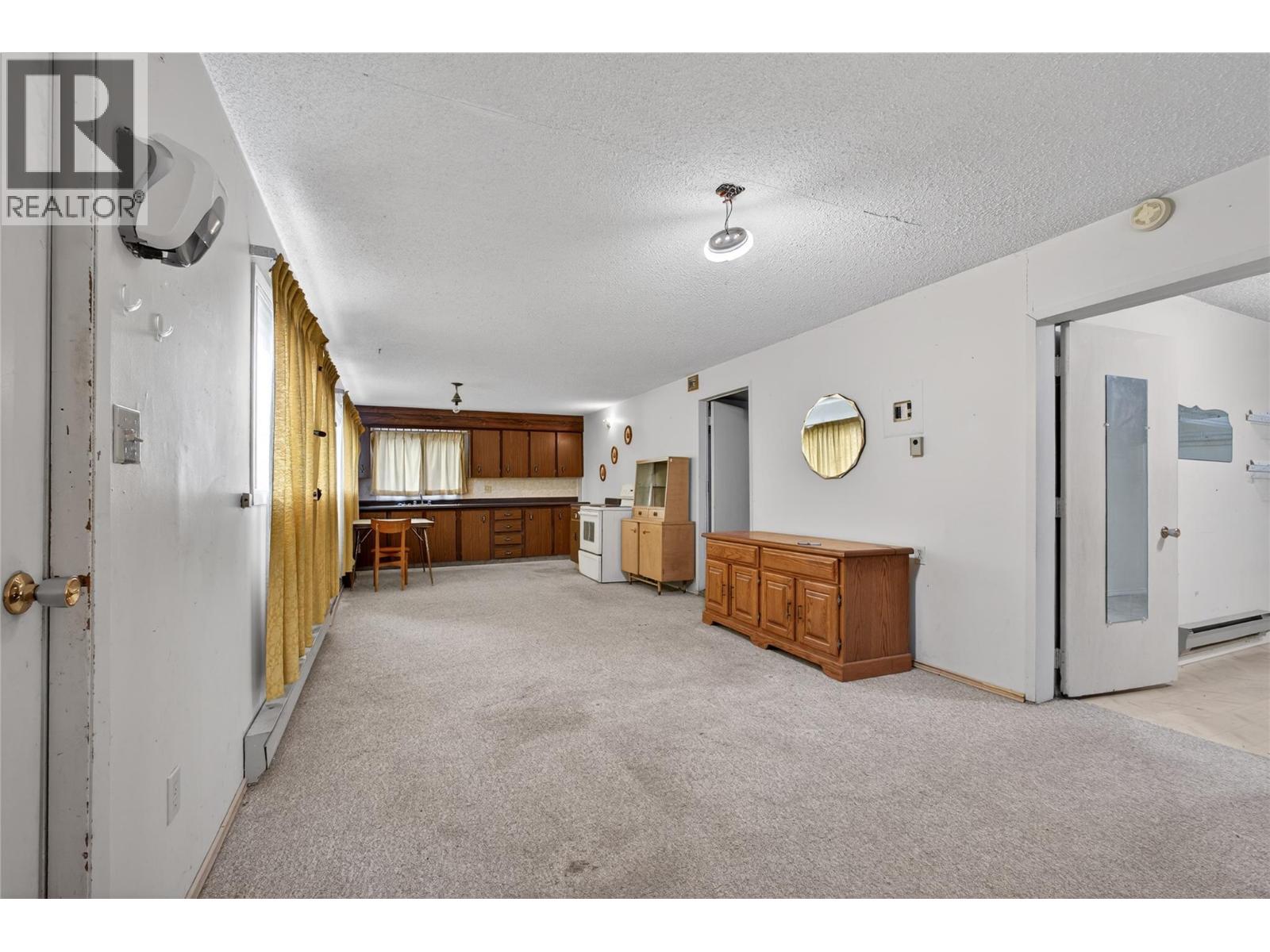 10114 Newene Road, Lake Country