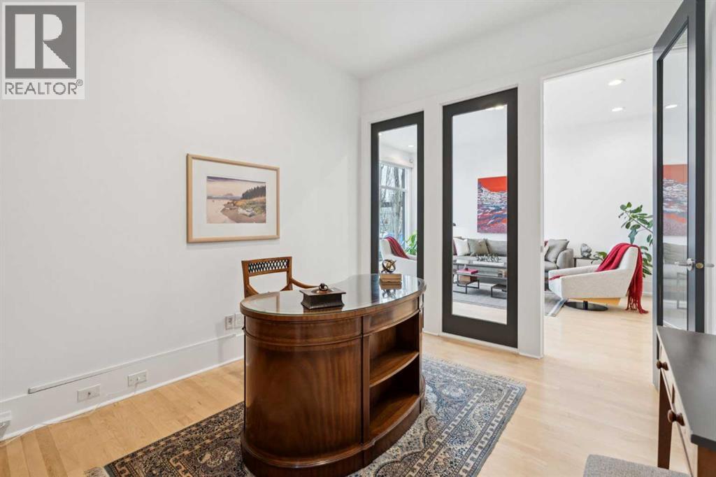 Single Family House for Sale in  A Street SW Parkhill Calgary 