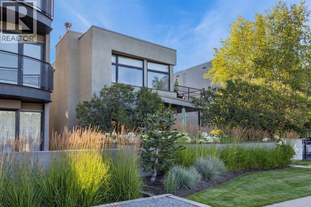 Single Family House for Sale in  A Street SW Parkhill Calgary 