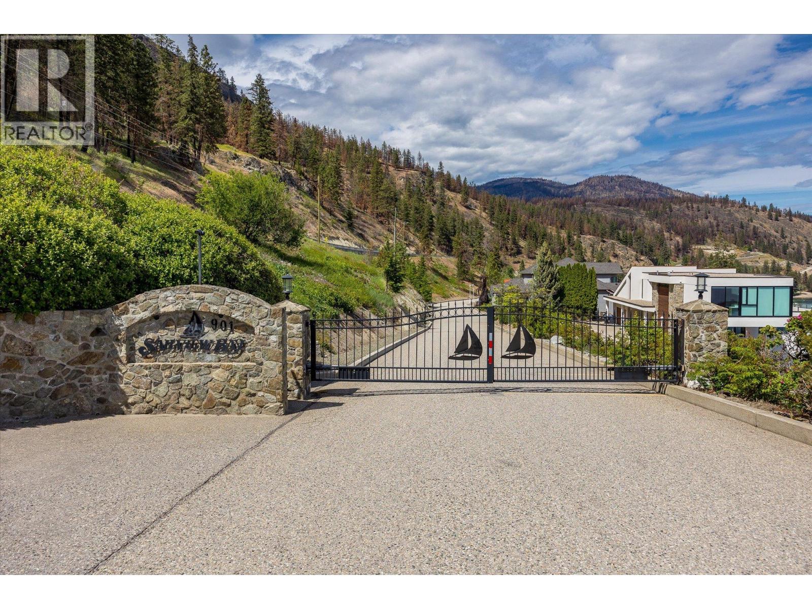 901 Westside Road S Unit# 22, West Kelowna