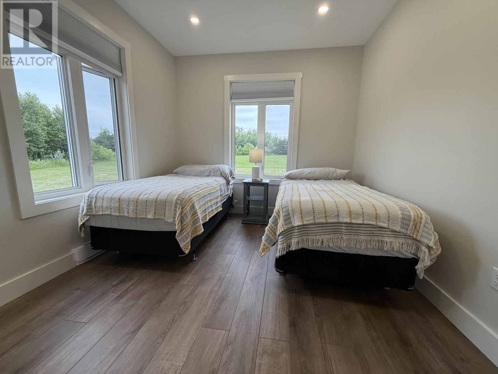 32 Blue Heron Crescent - 25