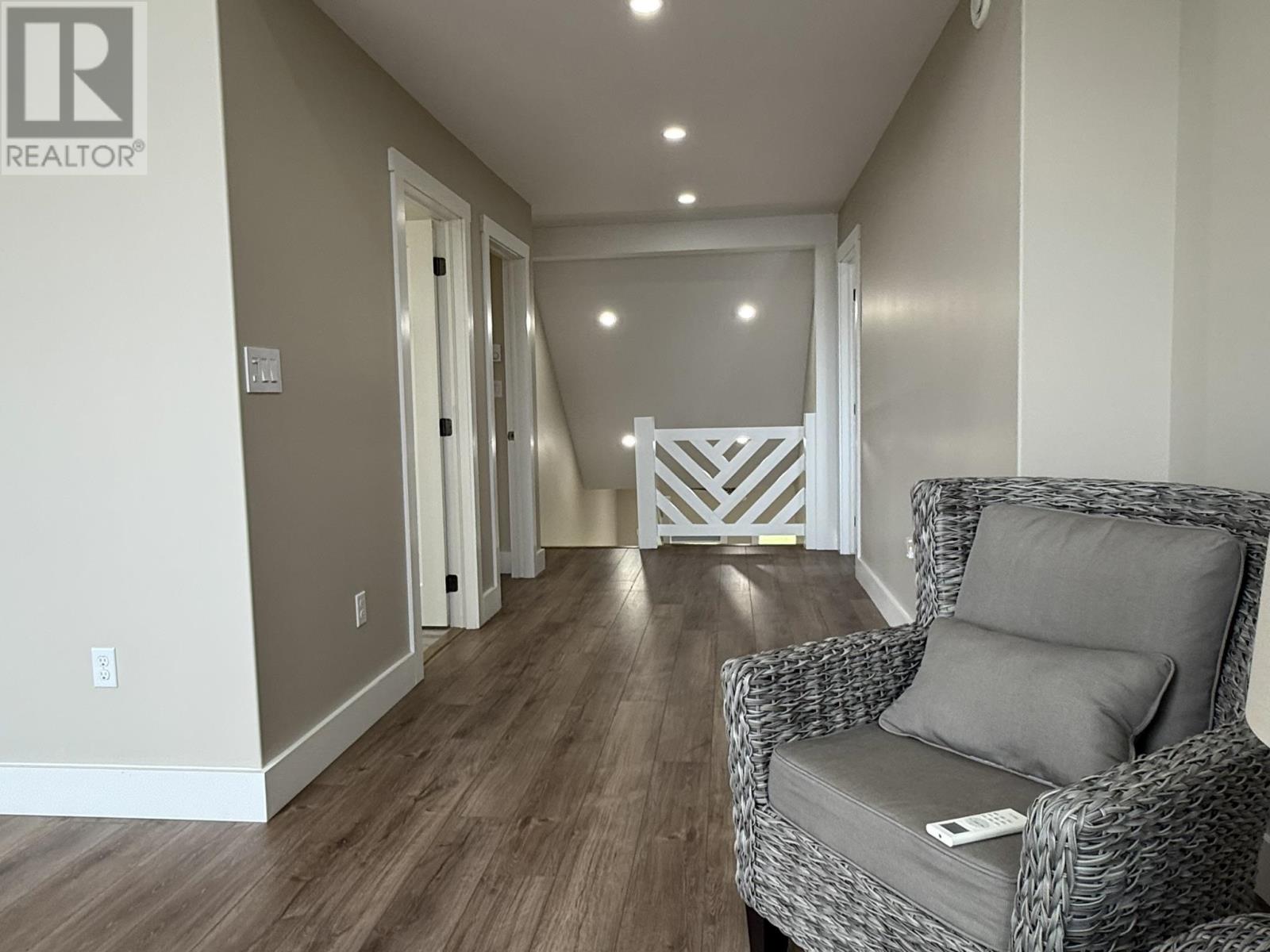 32 Blue Heron Crescent - 22