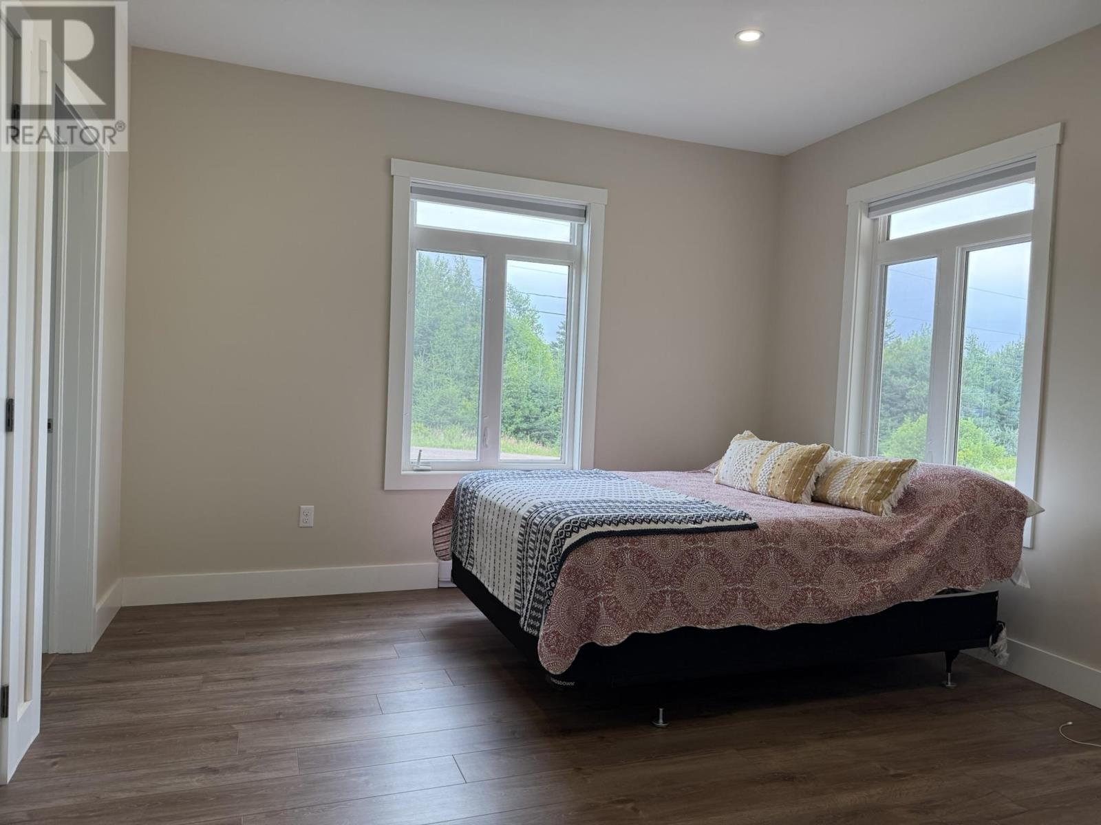 32 Blue Heron Crescent - 29