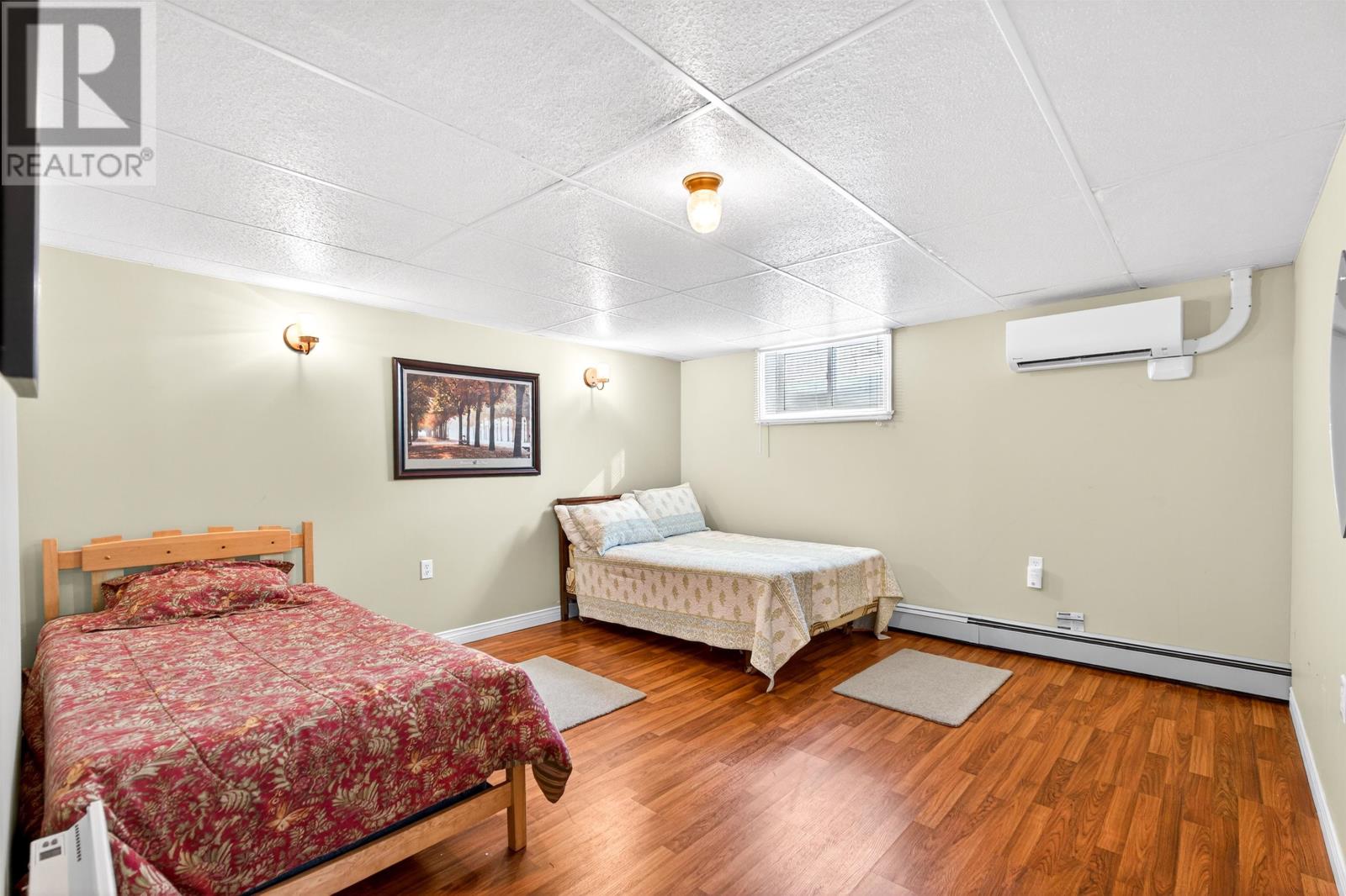 43 CURRAN DRIVE - 43