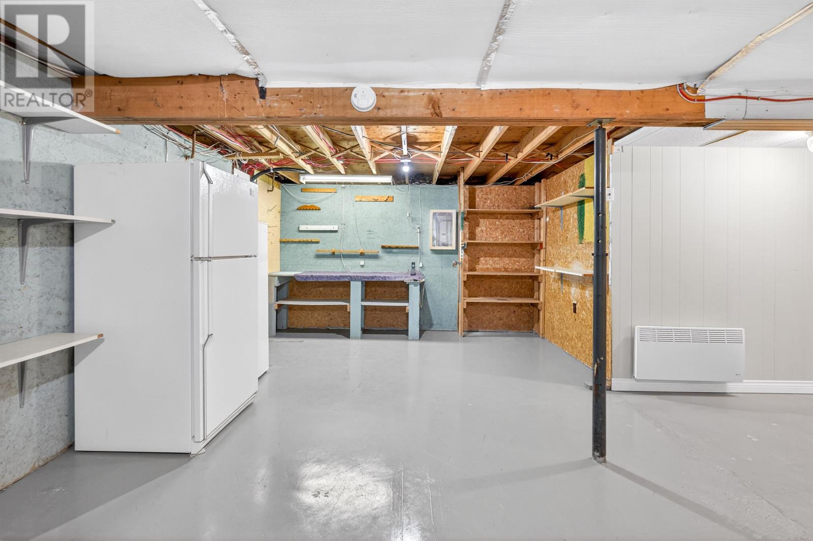 43 CURRAN DRIVE - 39