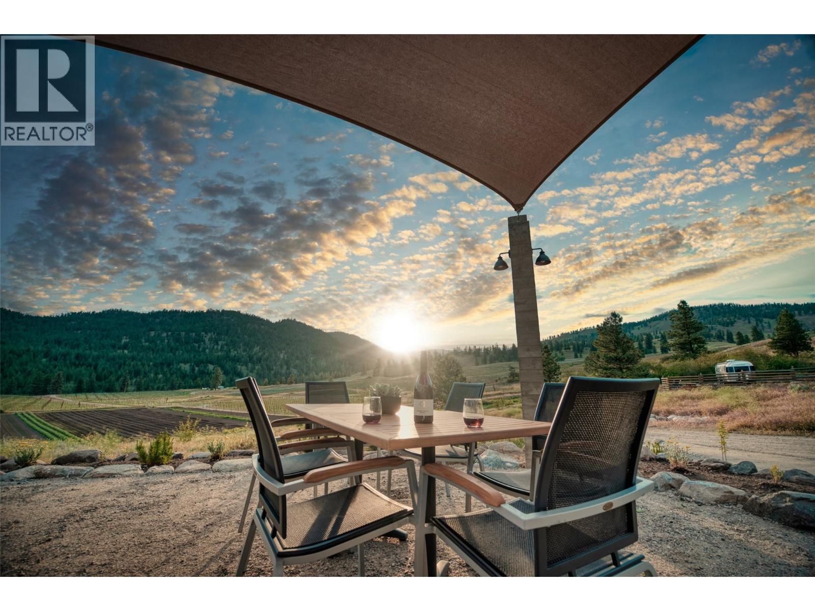 26405 Garnet Valley Road, Summerland