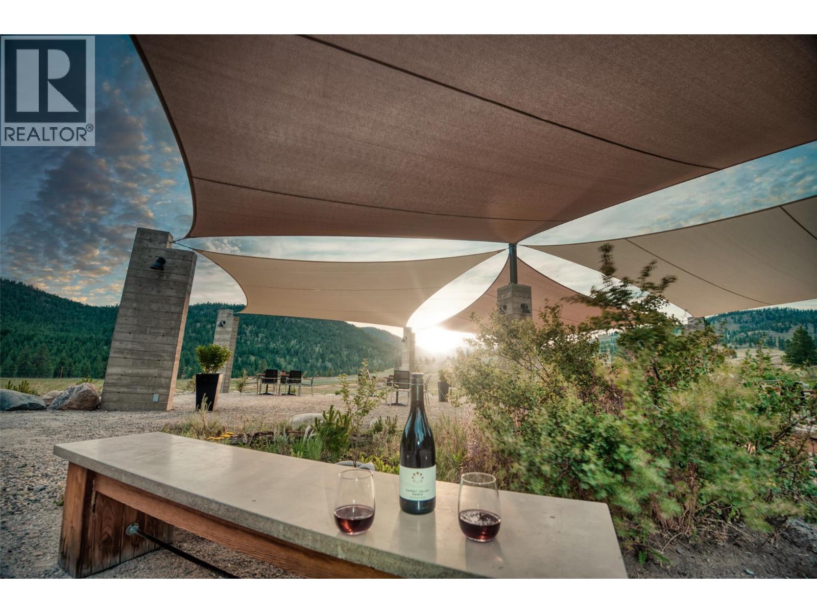 26405 Garnet Valley Road, Summerland