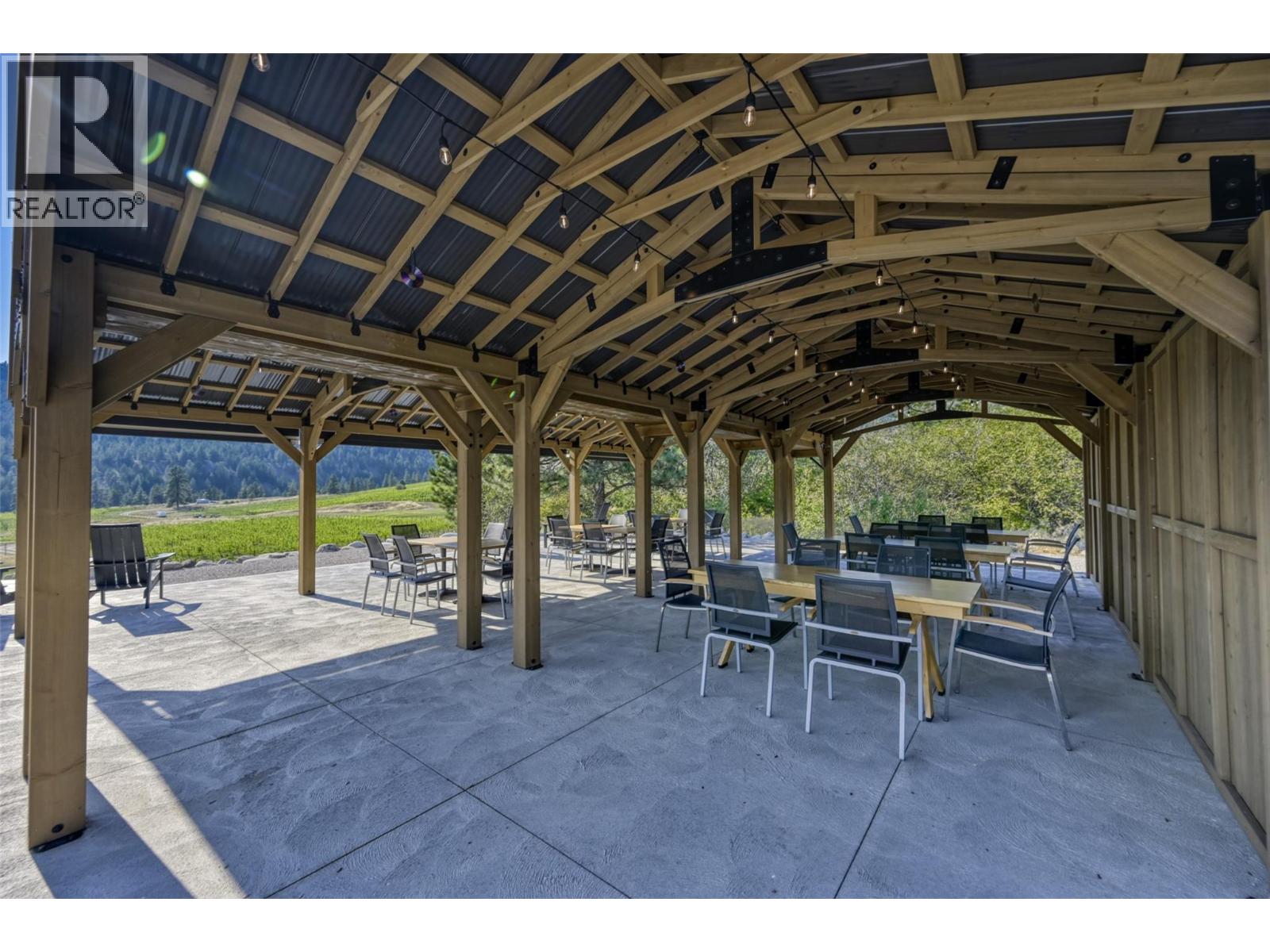 26405 Garnet Valley Road, Summerland