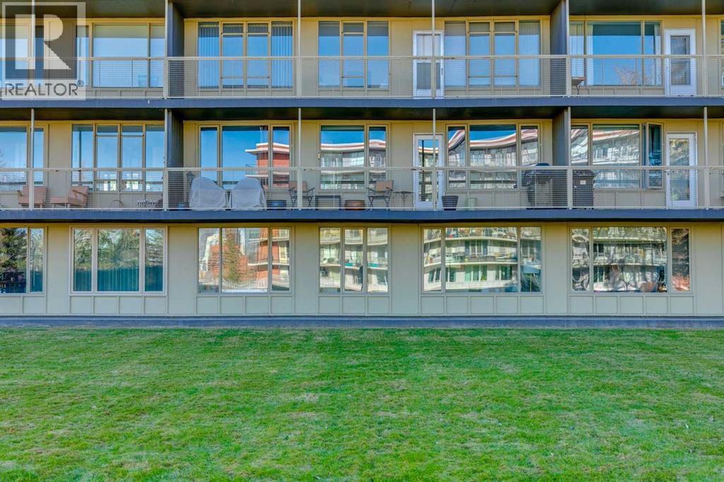 Single Family House for Sale in   Rideau Place SW Rideau Park Calgary 