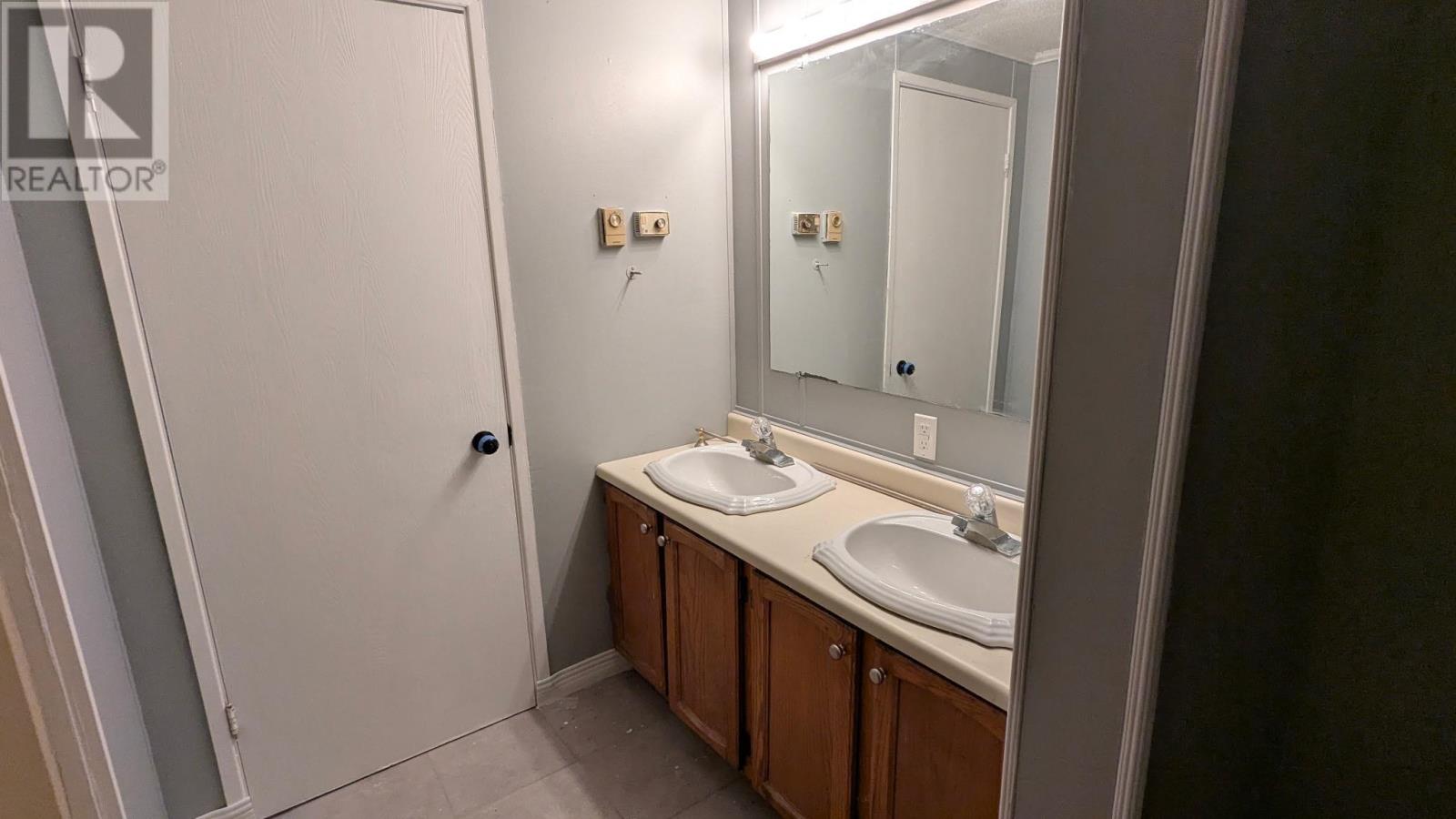 Property 8 of 13 of 47 MacIntosh Drive