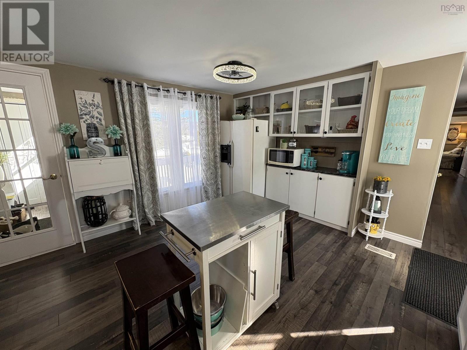 Property 14 of 22 of 5545 East River West Side Road