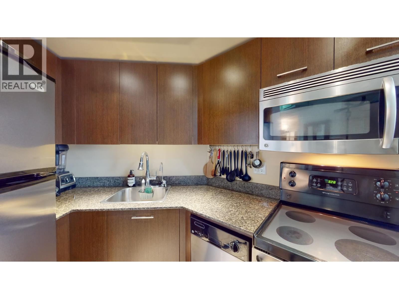 703 1212 HOWE STREET, Vancouver