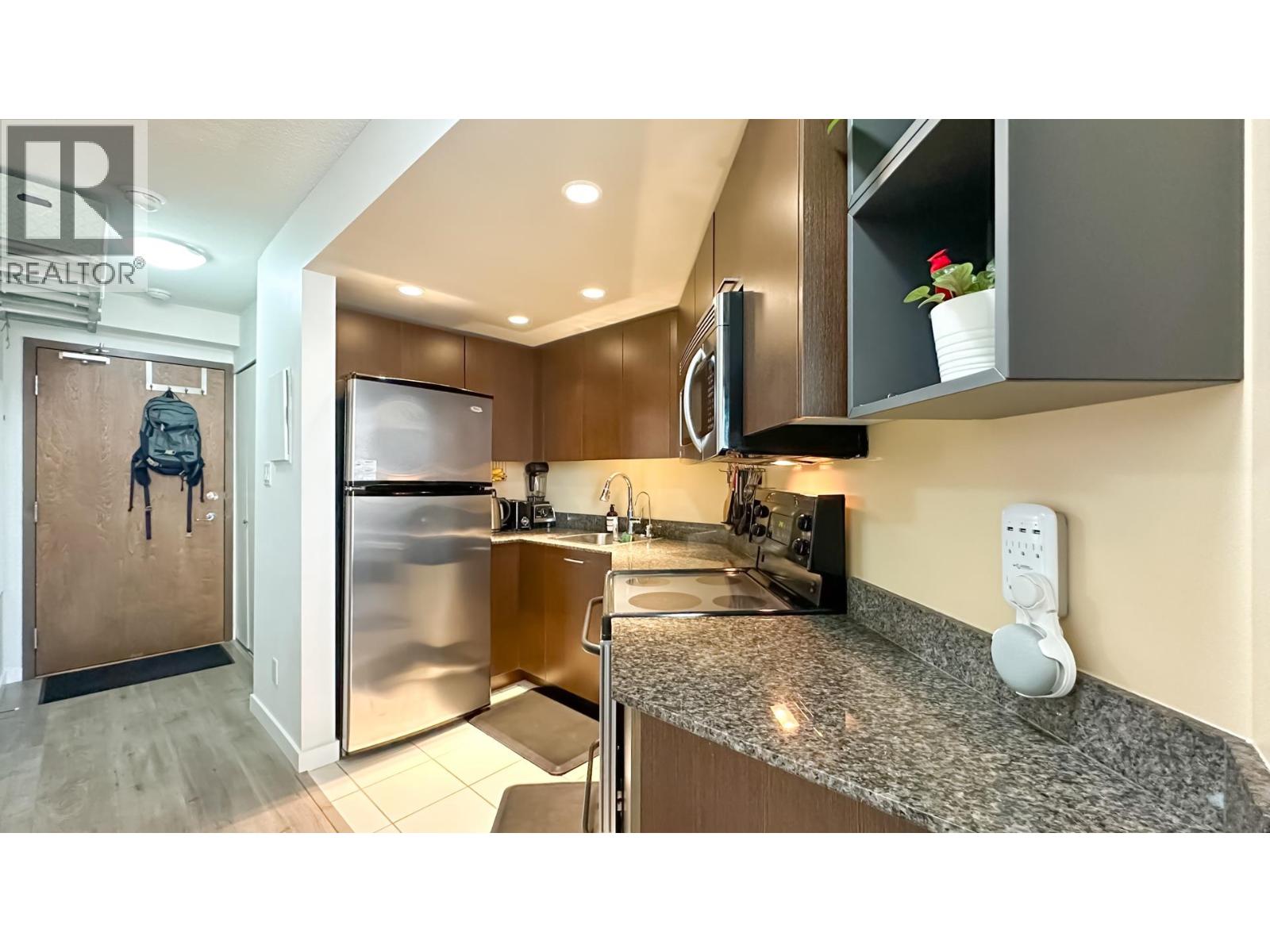 703 1212 HOWE STREET, Vancouver