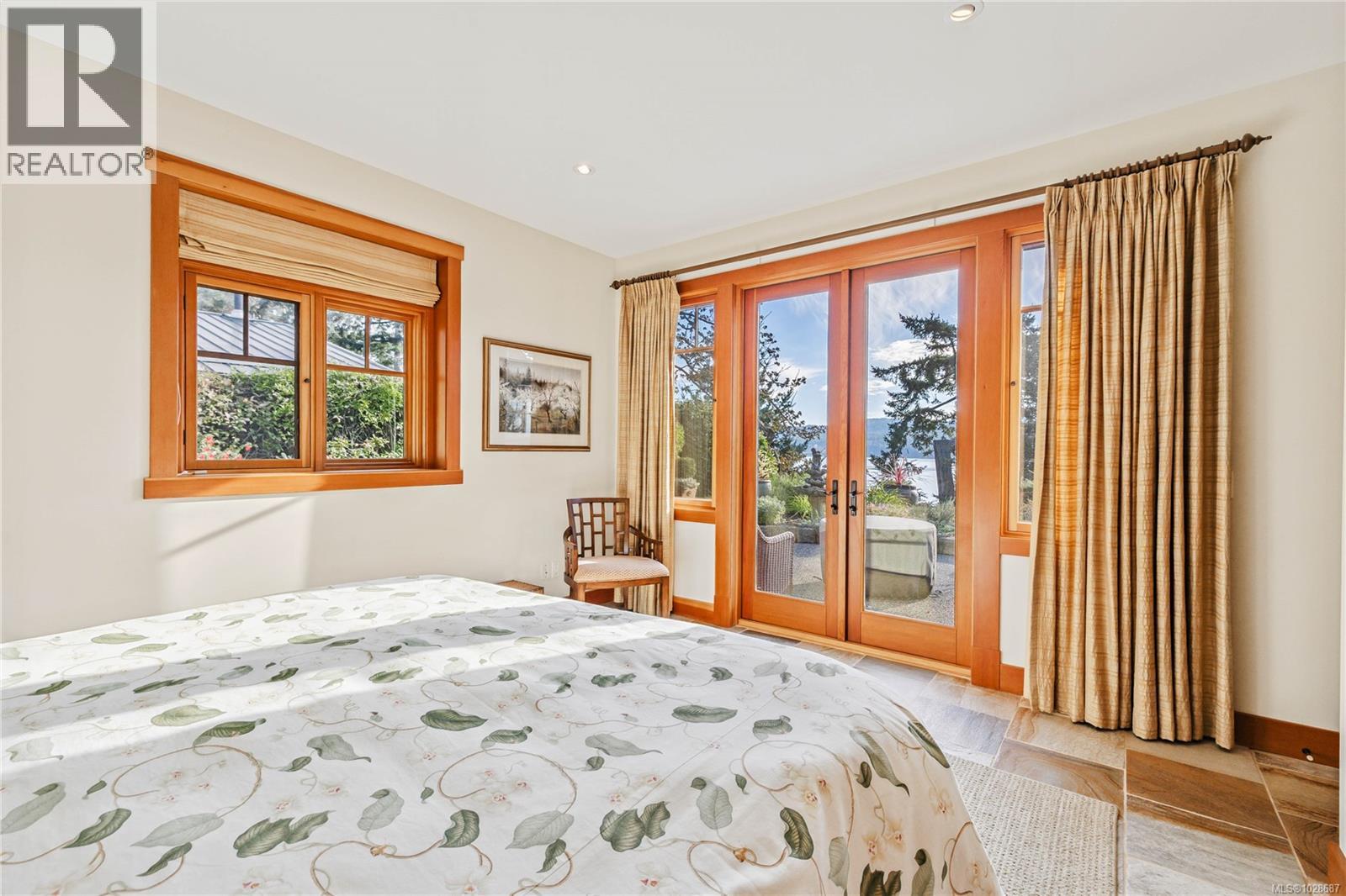  220 Scott Point Drive, Salt Spring