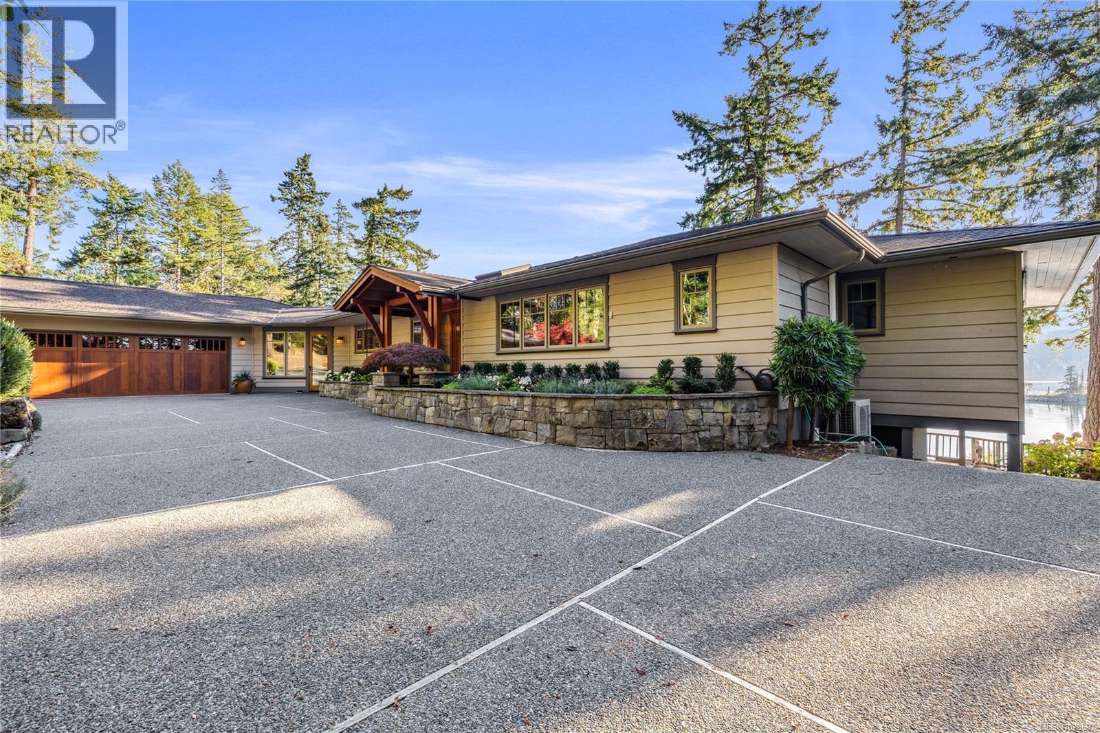  220 Scott Point Drive, Salt Spring