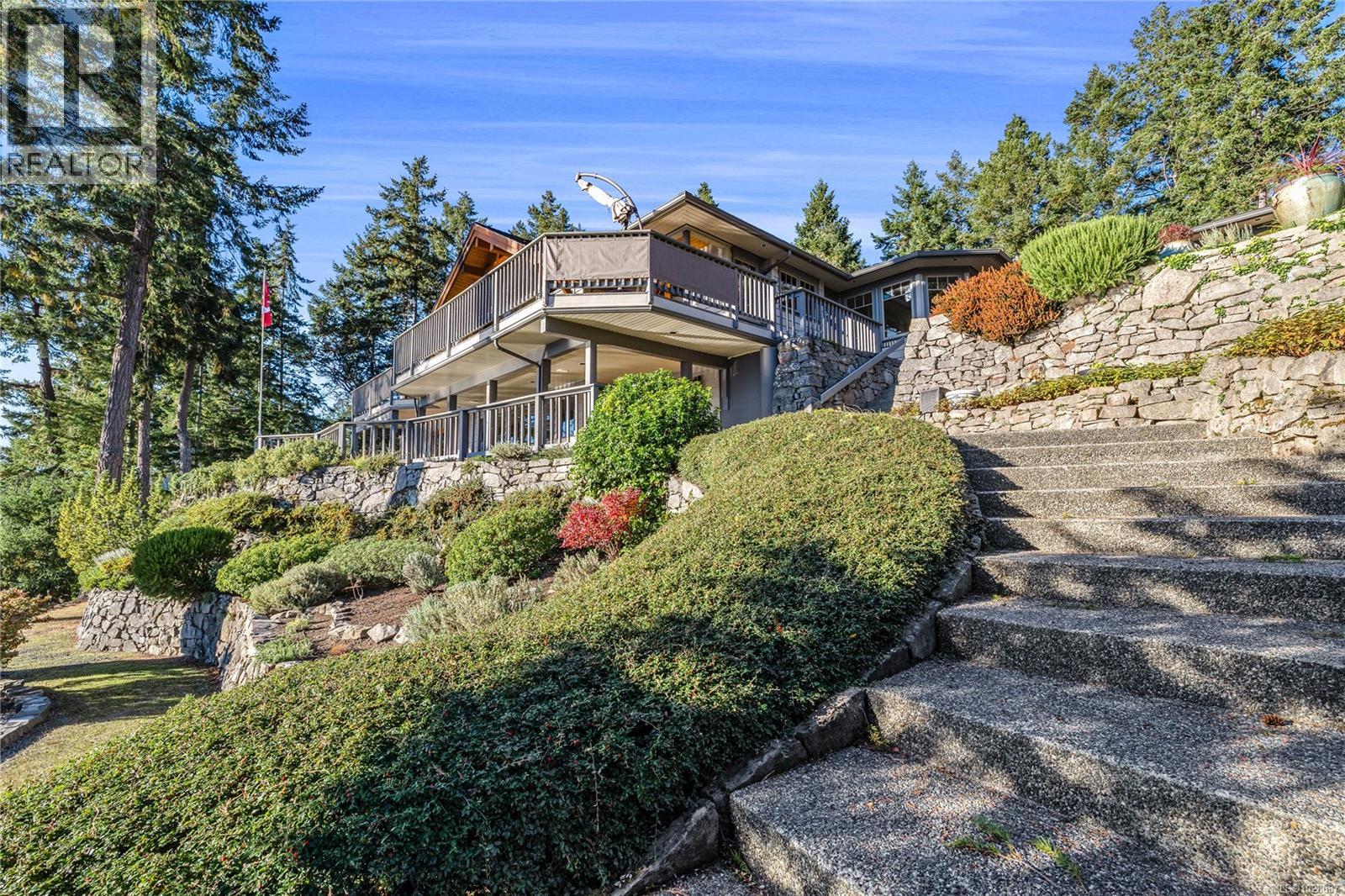  220 Scott Point Drive, Salt Spring