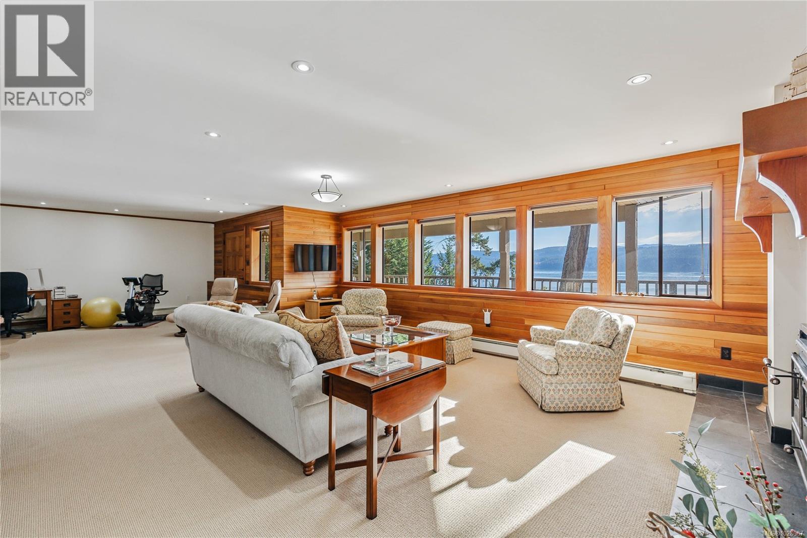  220 Scott Point Drive, Salt Spring