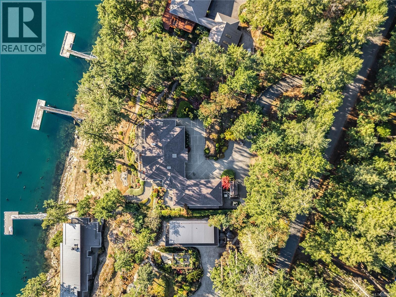  220 Scott Point Drive, Salt Spring