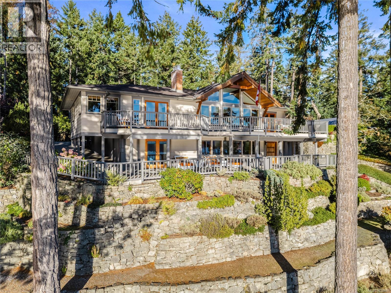 220 Scott Point Drive, Salt Spring