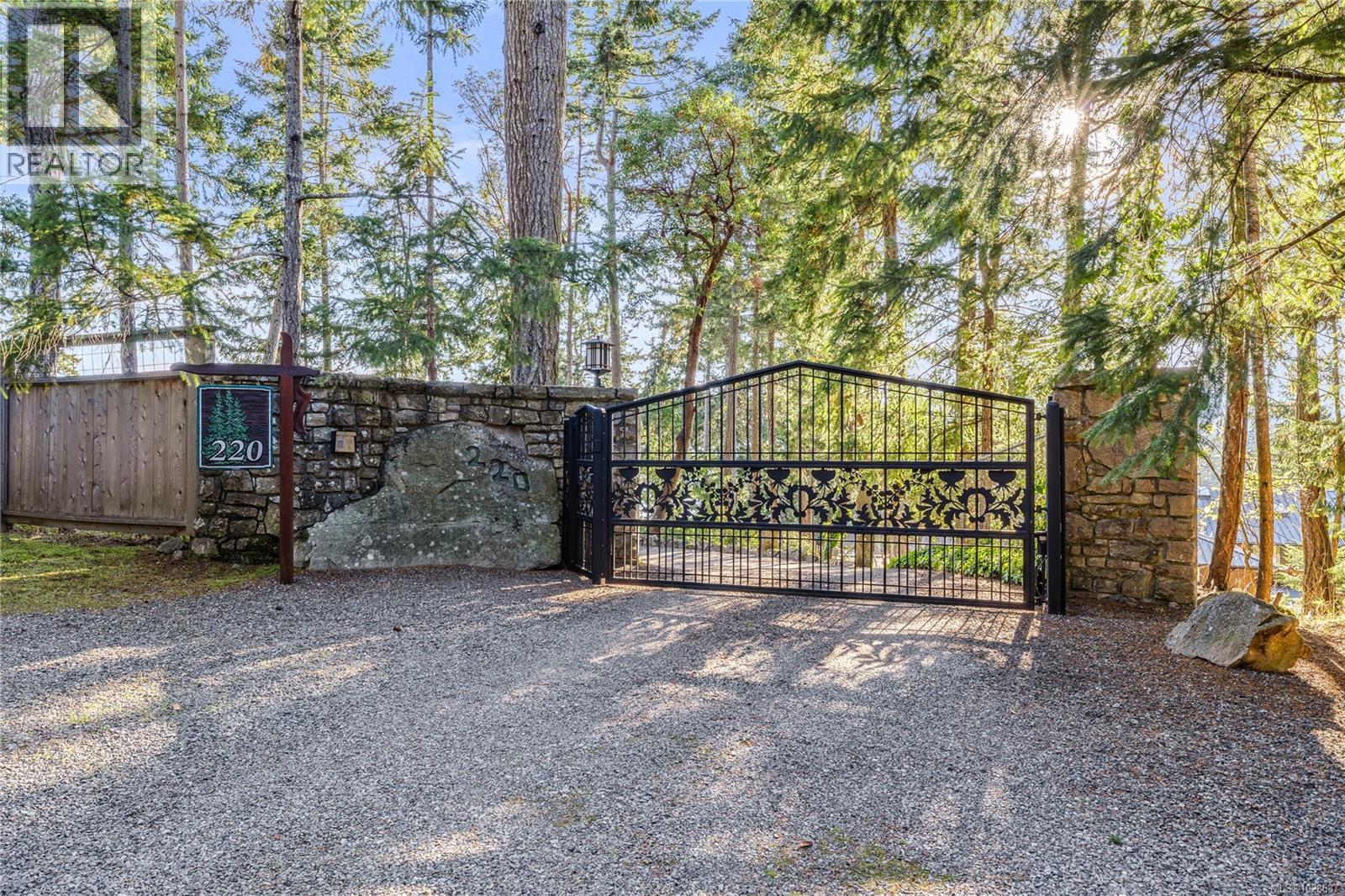  220 Scott Point Drive, Salt Spring