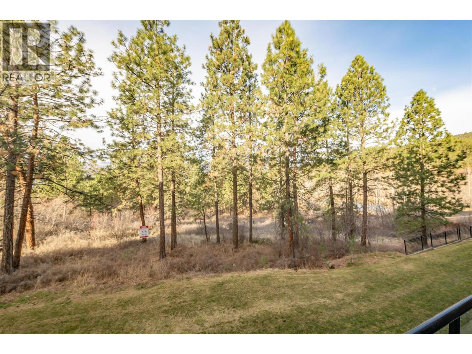 2532 Shoreline Drive Unit# 214, Lake Country