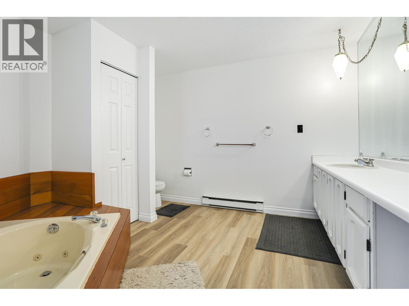 8 MELDRUM STREET, Kitimat