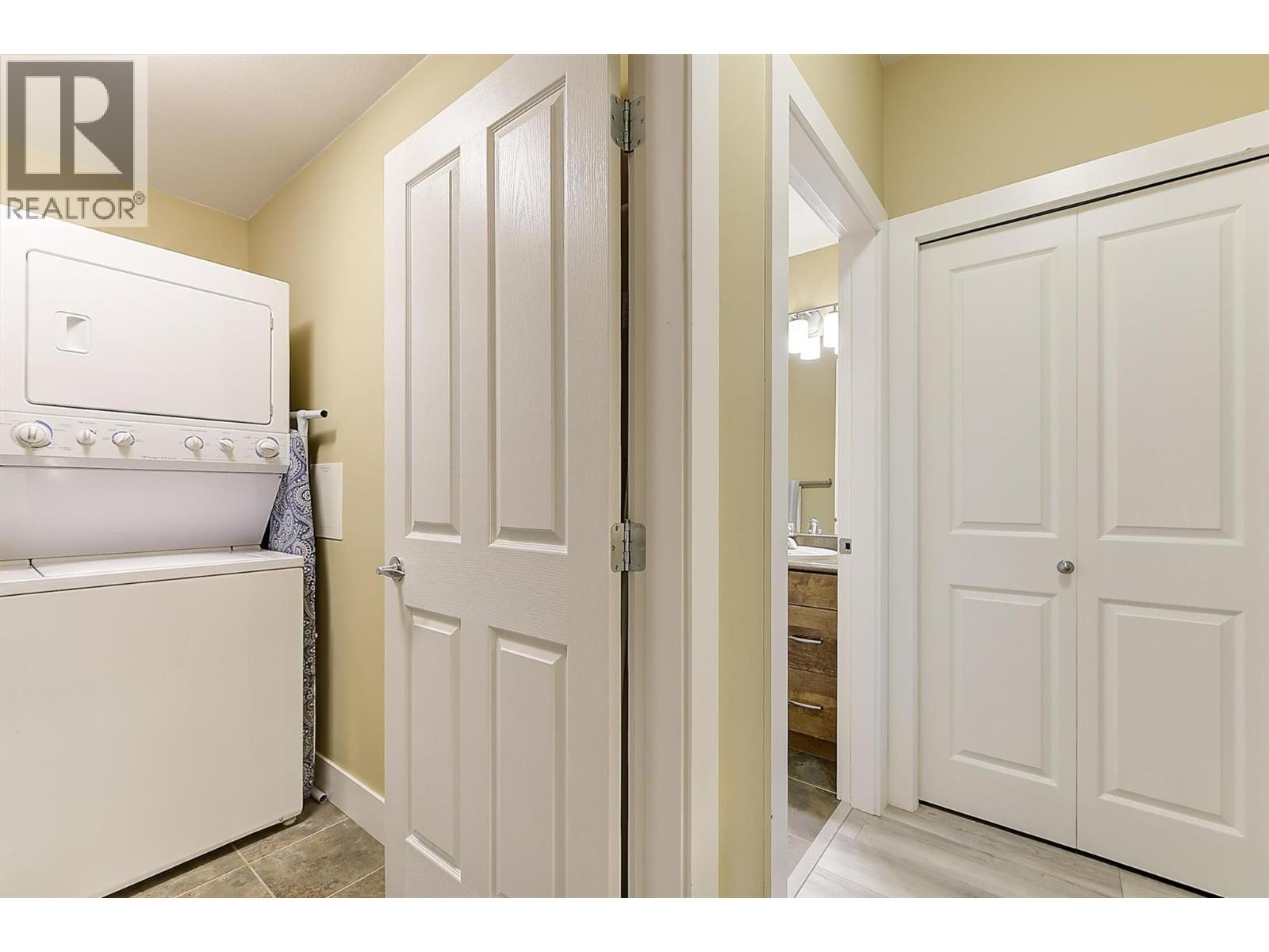 2532 Shoreline Drive Unit# 214, Lake Country