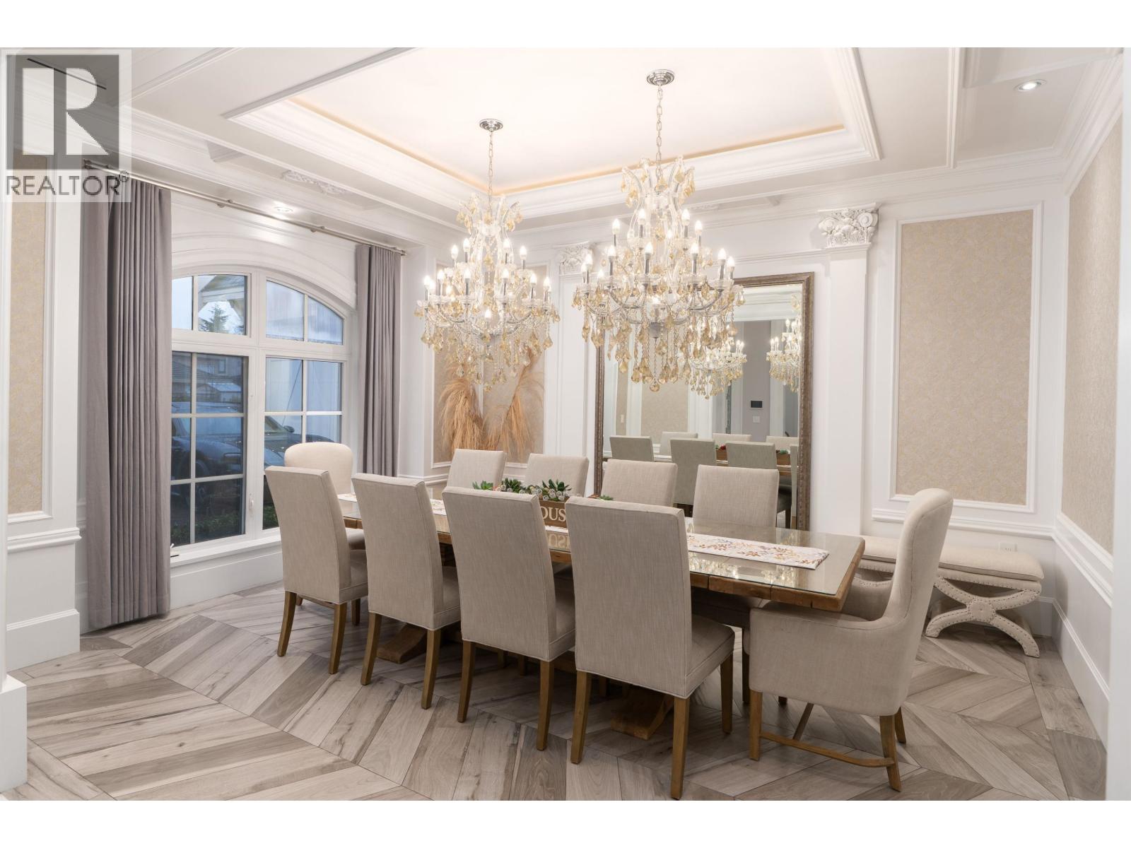 5711 RIVERDALE Drive, Richmond