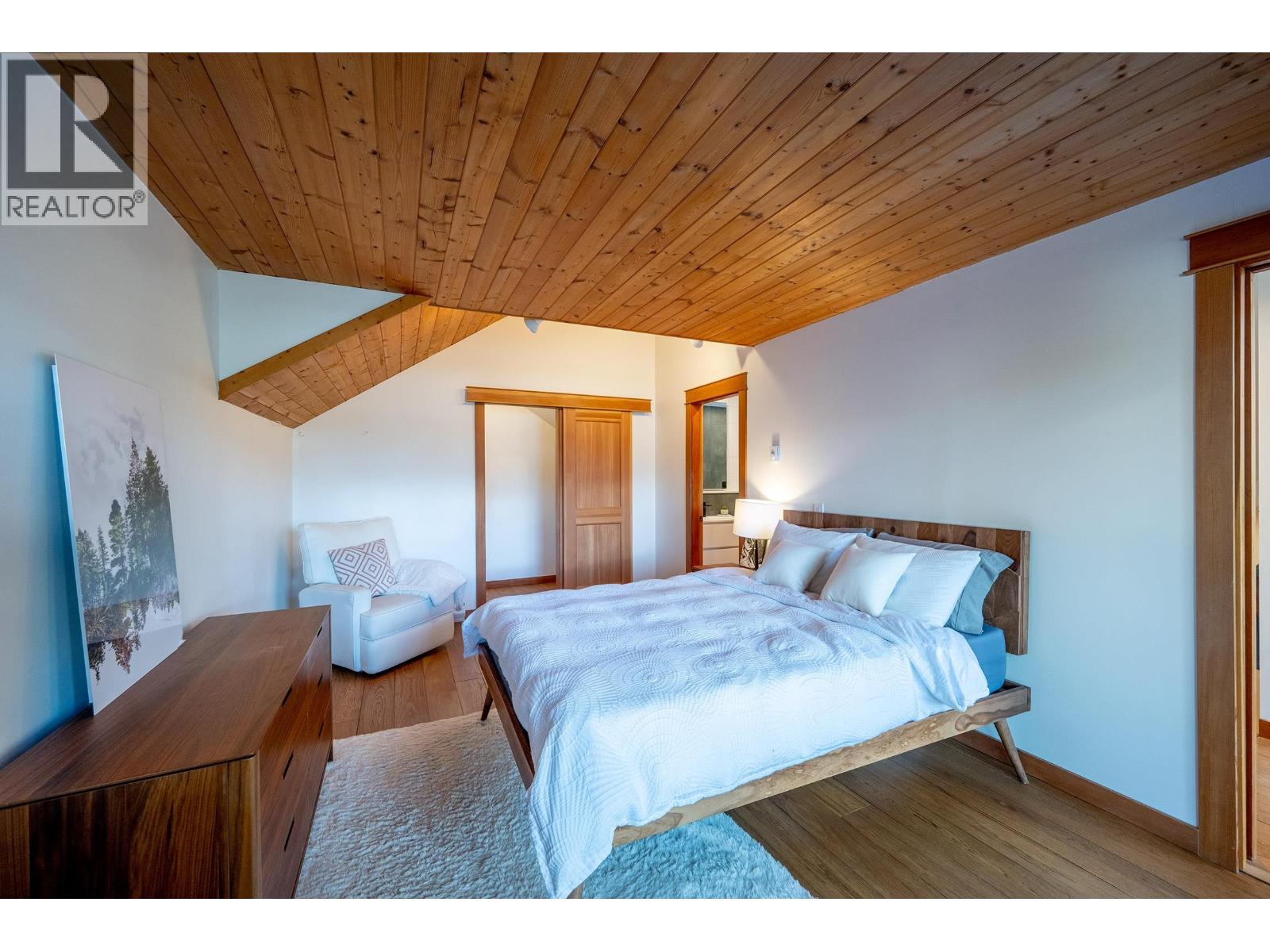 8373 MOUNTAIN VIEW DRIVE, Whistler