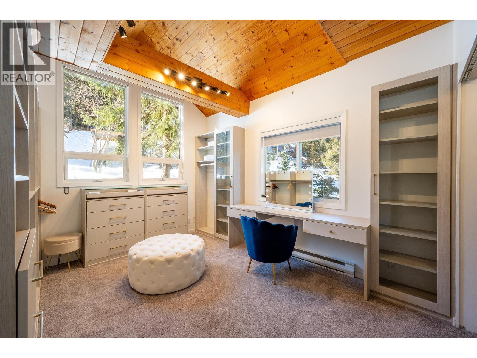 8373 MOUNTAIN VIEW DRIVE, Whistler