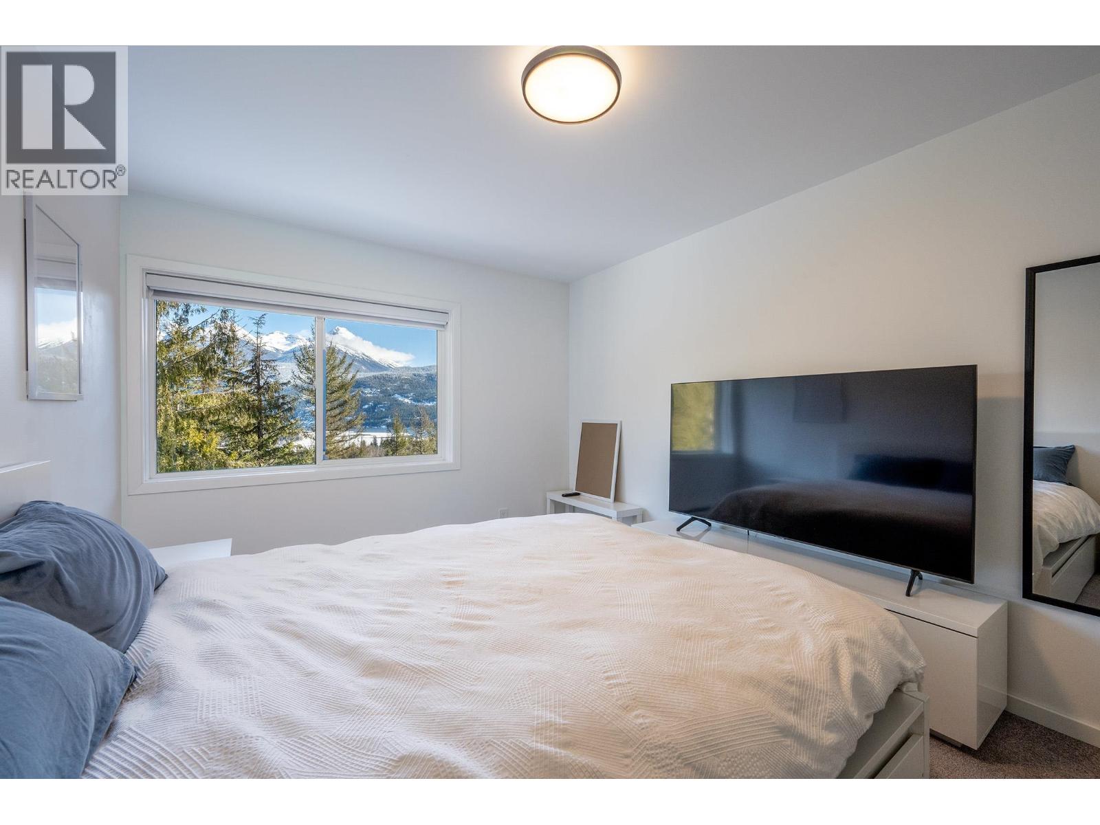 8373 MOUNTAIN VIEW DRIVE, Whistler