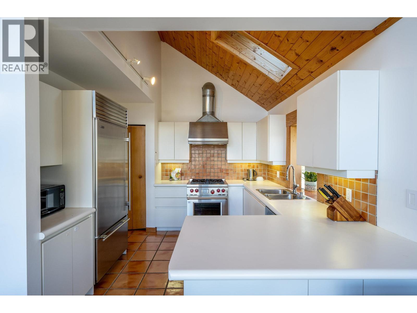 8373 MOUNTAIN VIEW DRIVE, Whistler