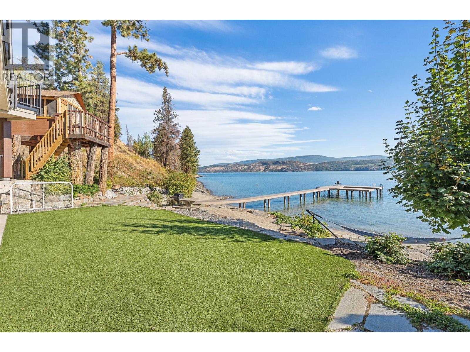 2329 Westside Place, Kelowna
