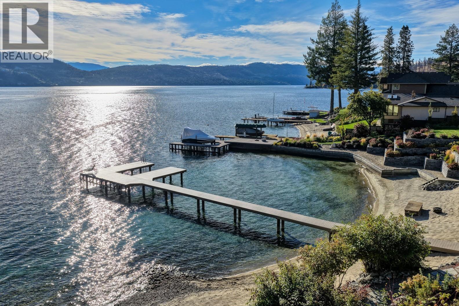 2329 Westside Place, Kelowna
