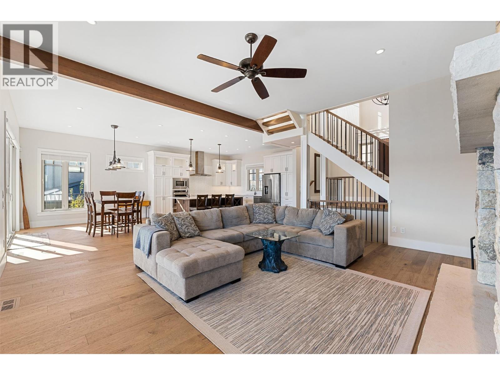 2329 Westside Place, Kelowna