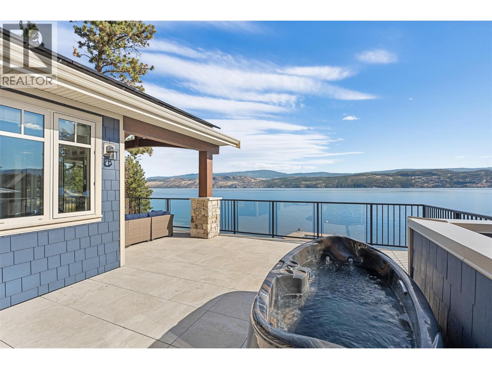 2329 Westside Place, Kelowna
