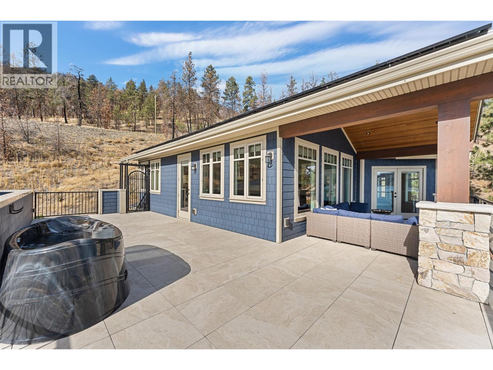 2329 Westside Place, Kelowna