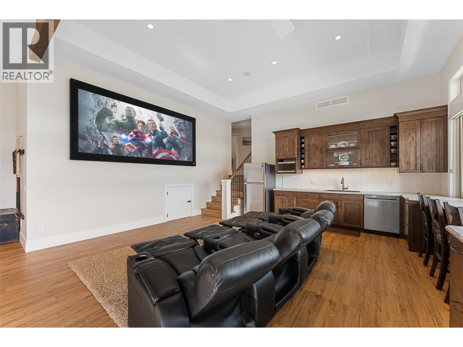 2329 Westside Place, Kelowna